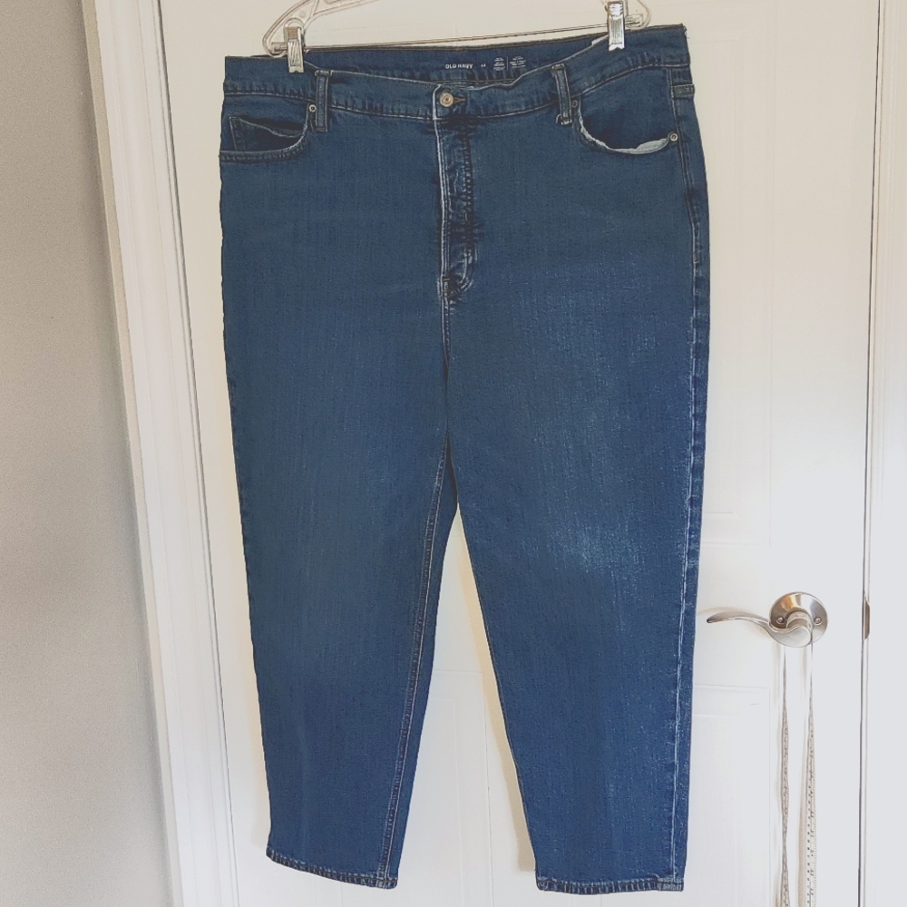 Old Navy Extra High-rise Sky-hi straight jeans, size 22